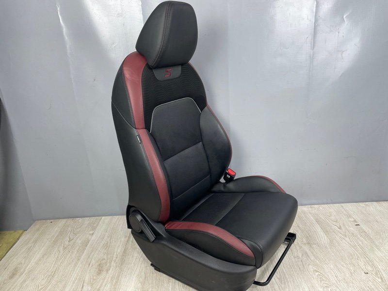 Сиденье переднее правое, Москва