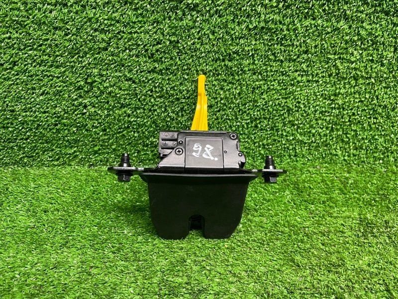 Замок багажника, 2000 рублей, Москва