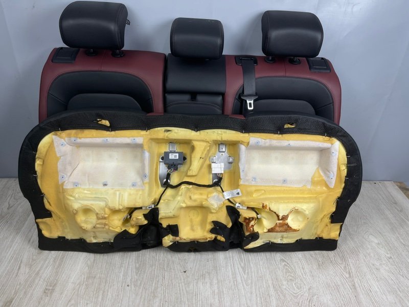 Сиденье заднее, Москва