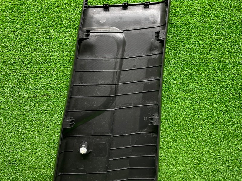 Обшивка стойки, Москва