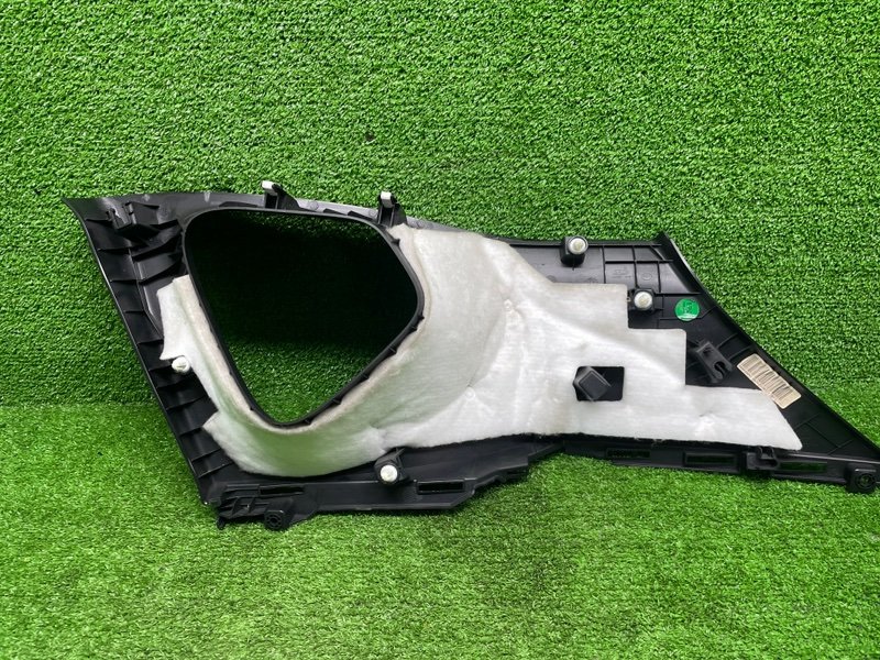 Обшивка стойки, Москва