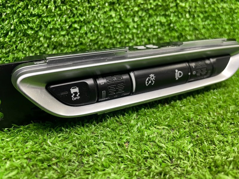 Блок кнопок, Москва