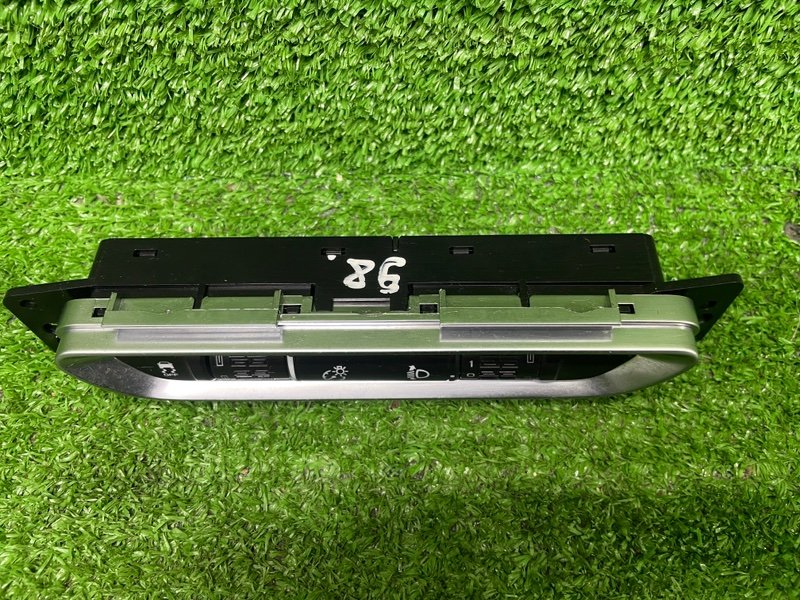 Блок кнопок, Москва