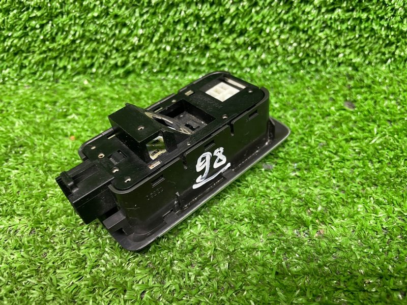 Плафон салонный, 1000 рублей, Москва