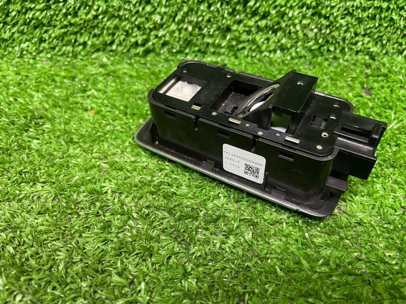 Плафон салонный, 1000 рублей, Москва