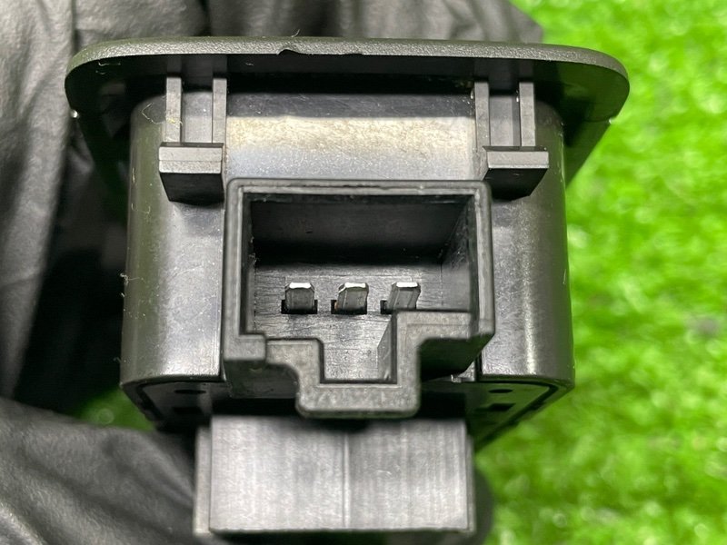 Плафон салонный, 1000 рублей, Москва