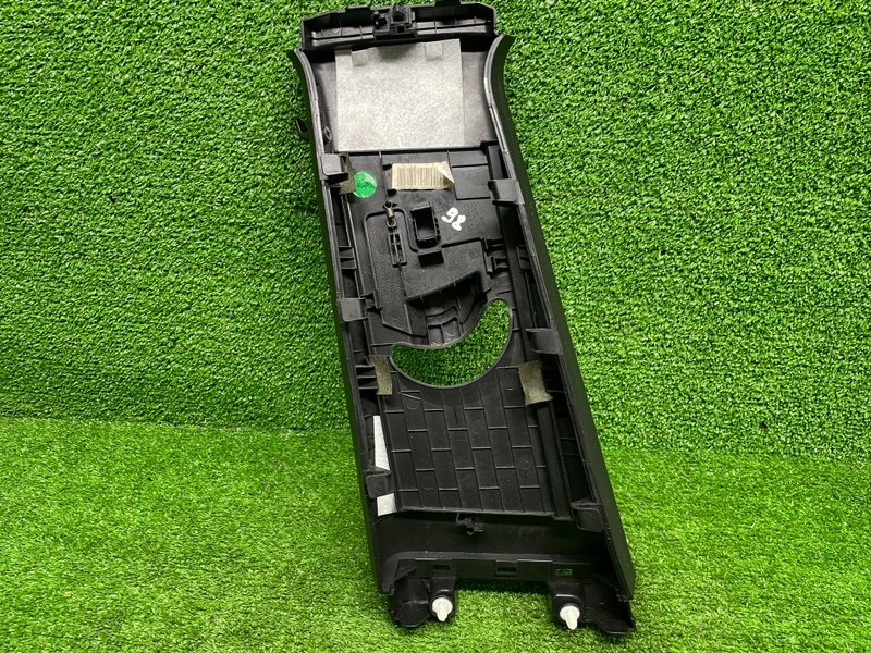 Обшивка стойки, Москва