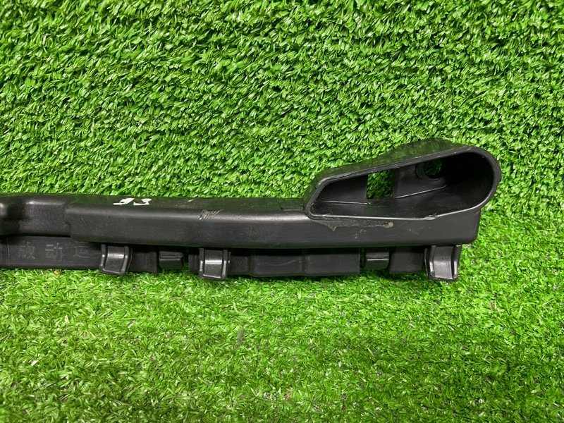 Кронштейн переднего бампера, Москва