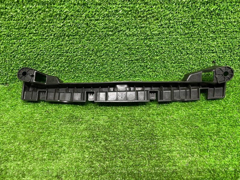 Кронштейн переднего бампера, Москва