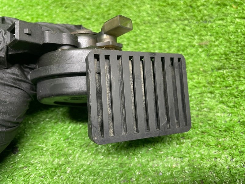 Звуковой сигнал, 1000 рублей, Москва