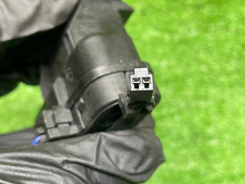 Замок лючка бензобака, 2500 рублей, Москва