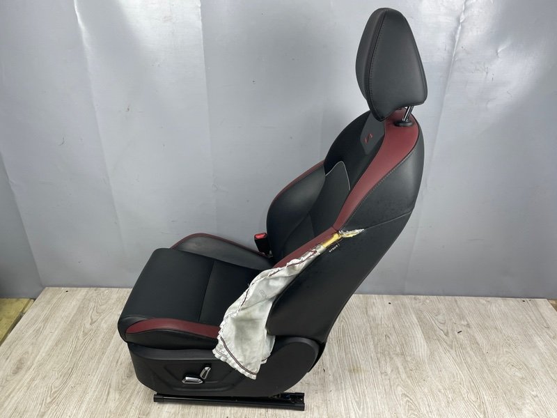 Сиденье переднее левое, Москва