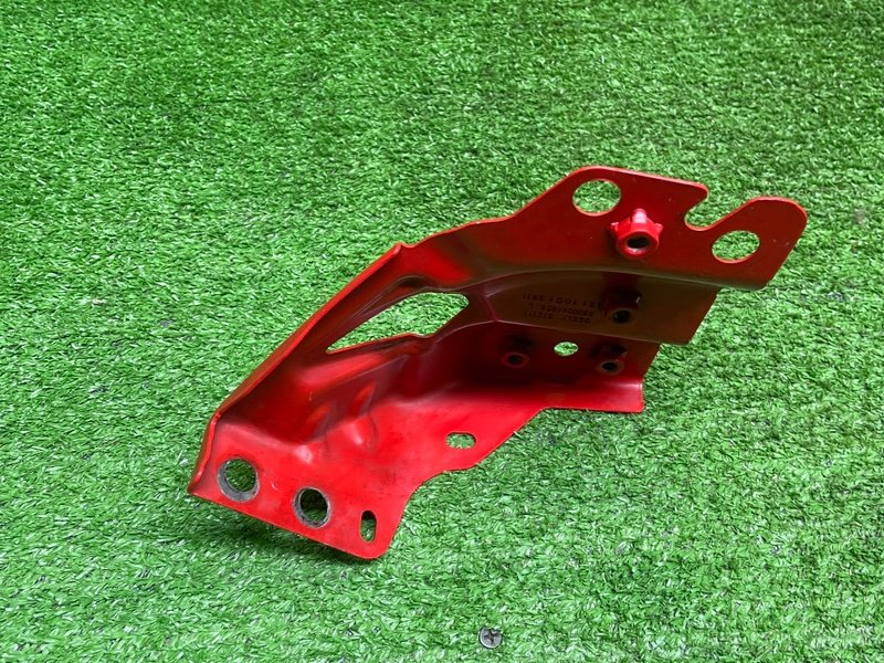 Кронштейн крыла, 3500 рублей, Москва