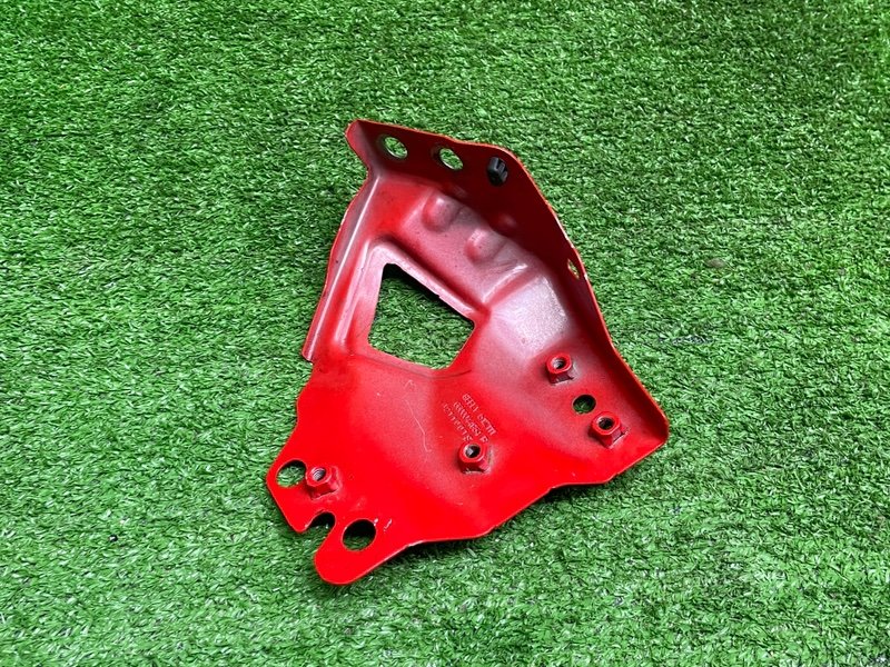 Кронштейн крыла, 3500 рублей, Москва