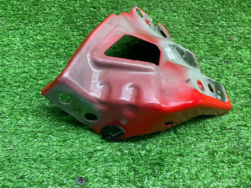 Кронштейн крыла, 3500 рублей, Москва