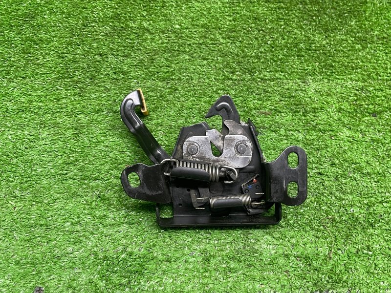 Замок капота, 2000 рублей, Москва