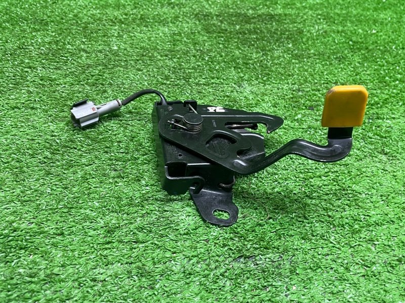 Замок капота, 2000 рублей, Москва