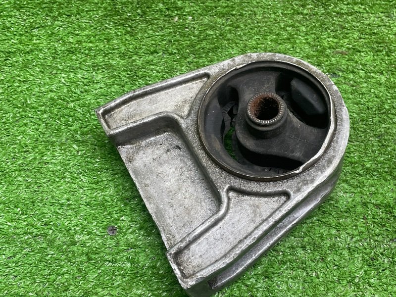 Опора двигателя, 1500 рублей, Москва