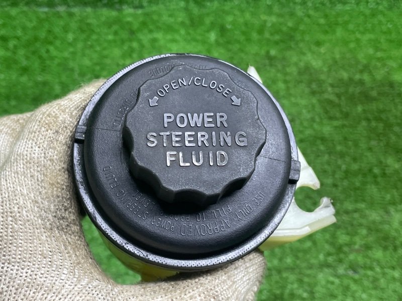 Бачок гидроусилителя руля, 1000 рублей, Москва