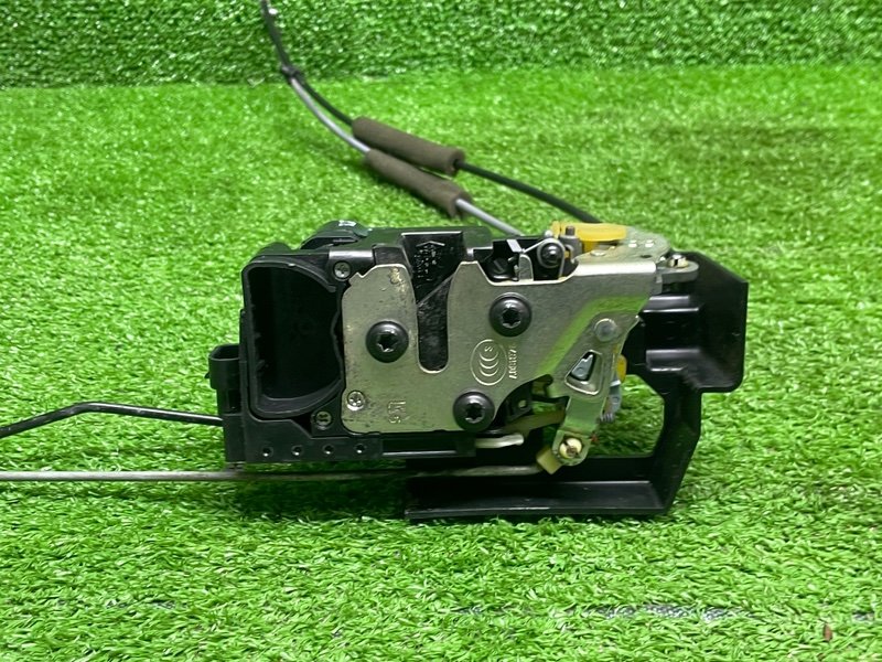 Замок двери передней левой, 3000 рублей, Москва