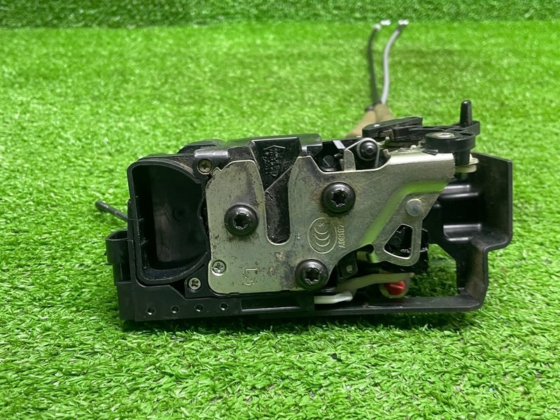 Замок двери задней левой, 2500 рублей, Москва