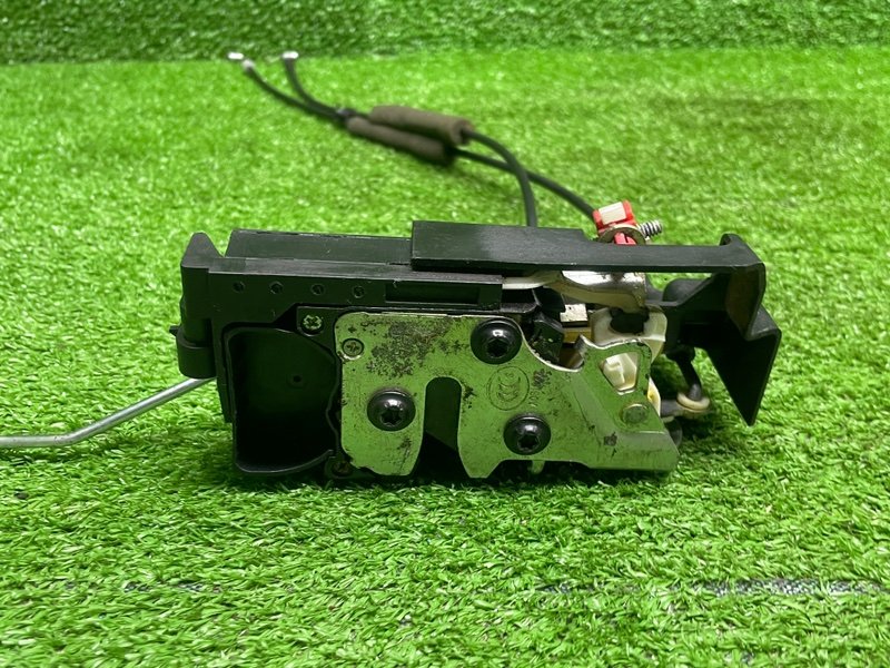 Замок двери передней правой, 2000 рублей, Москва