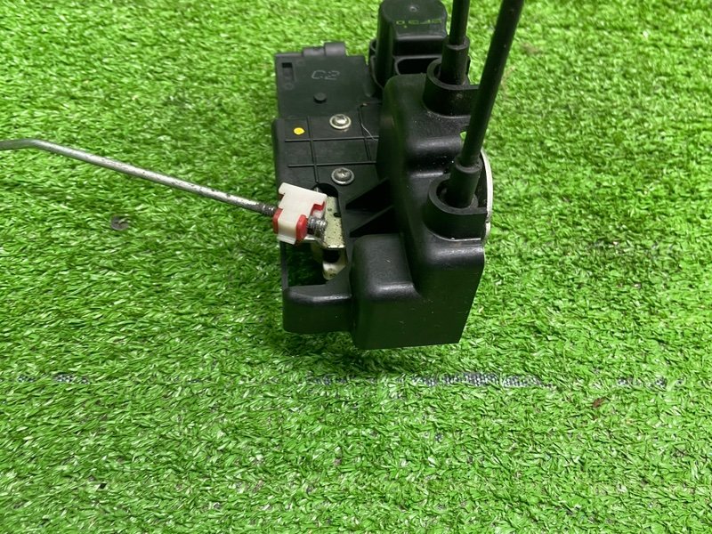 Замок двери передней правой, 2000 рублей, Москва