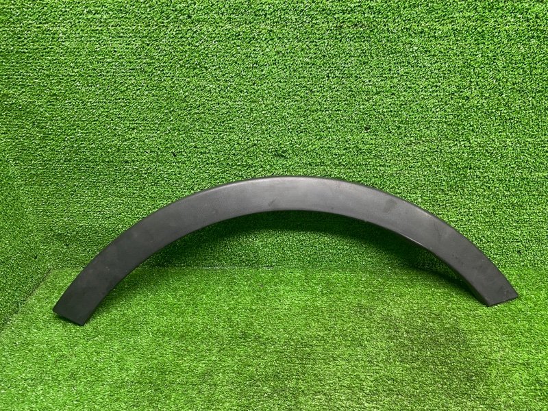 Накладка крыла, 1000 рублей, Москва