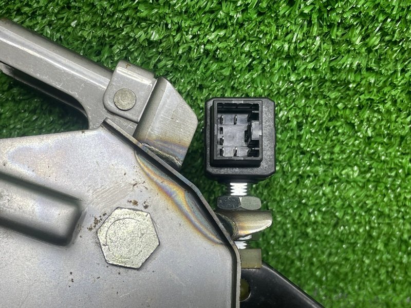 Педаль тормоза, 1000 рублей, Москва