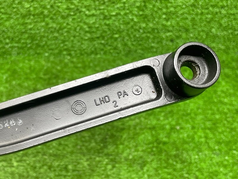 Поводок стеклоочистителя передний, 1000 рублей, Москва