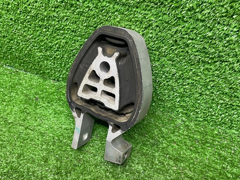 Опора двигателя, 2200 рублей, Москва