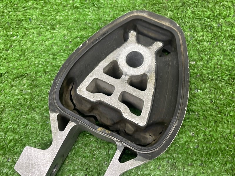 Опора двигателя, 2200 рублей, Москва