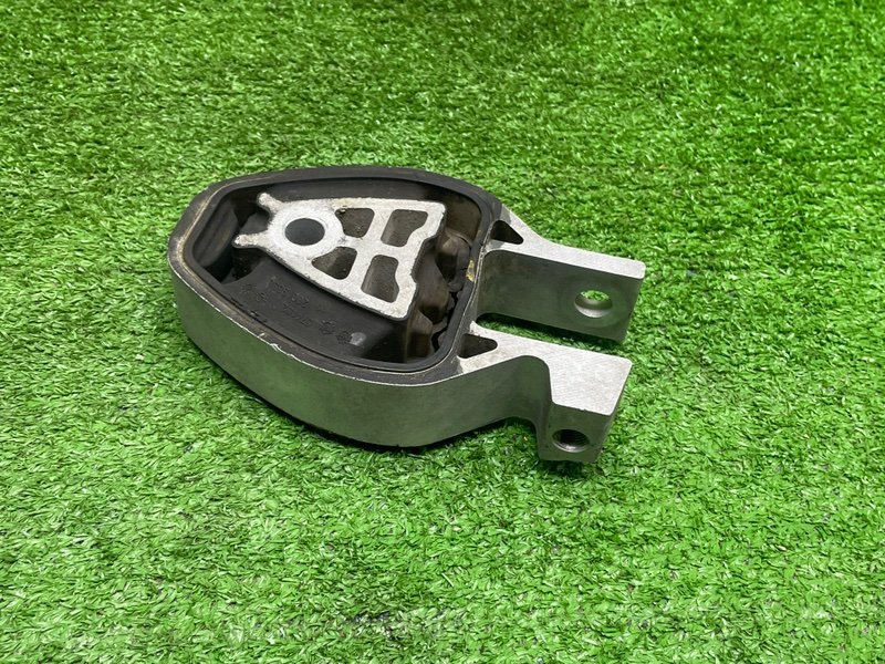 Опора двигателя, 2200 рублей, Москва