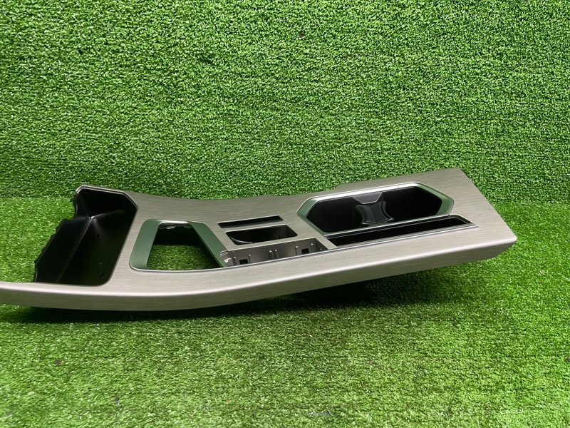 Накладка консоли, Москва