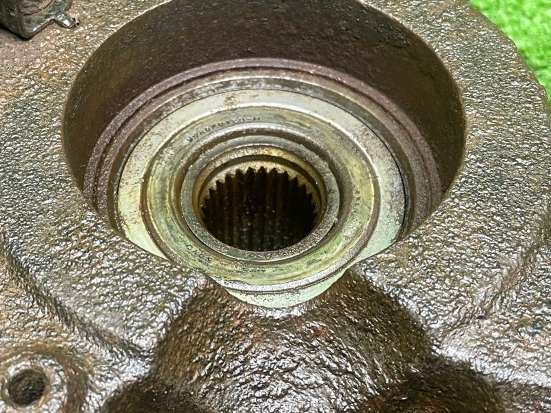 Кулак поворотный, 2000 рублей, Москва