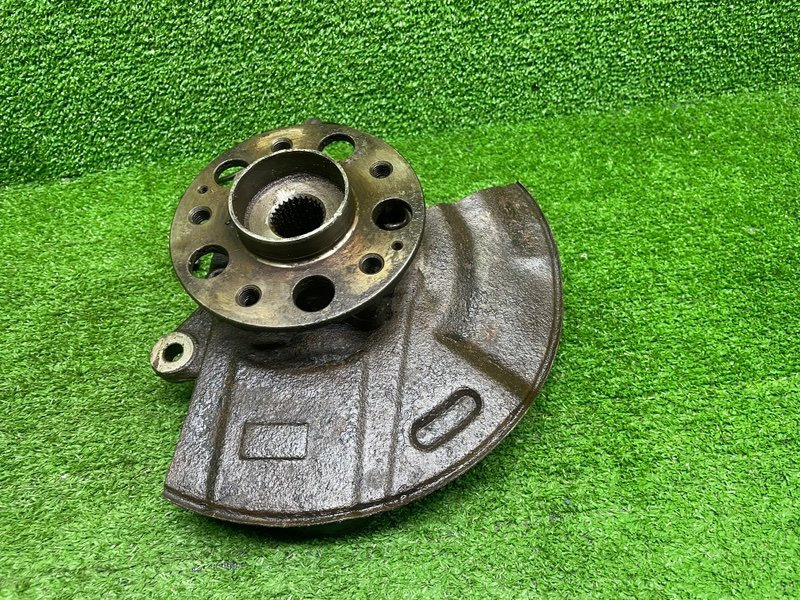 Кулак поворотный, 2000 рублей, Москва