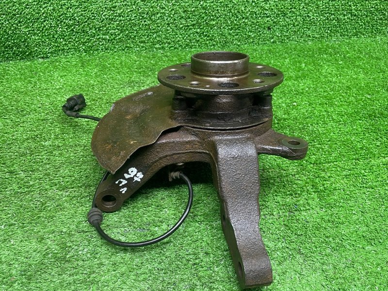 Кулак поворотный, 2000 рублей, Москва