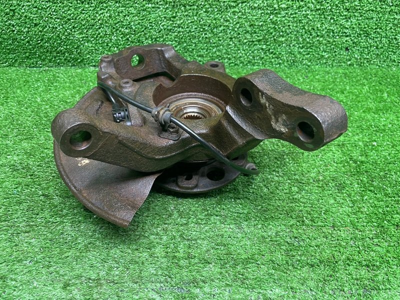 Кулак поворотный, 2000 рублей, Москва