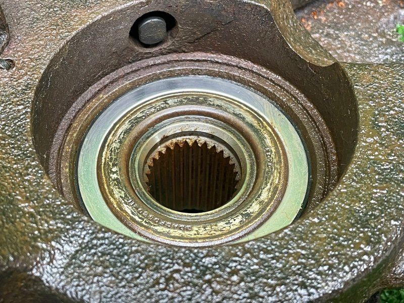 Кулак поворотный, 2000 рублей, Москва