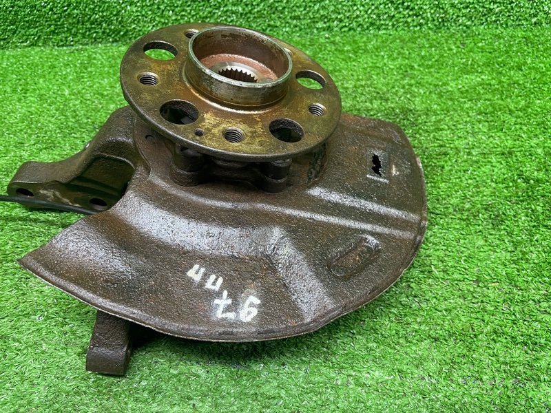 Кулак поворотный, 2000 рублей, Москва