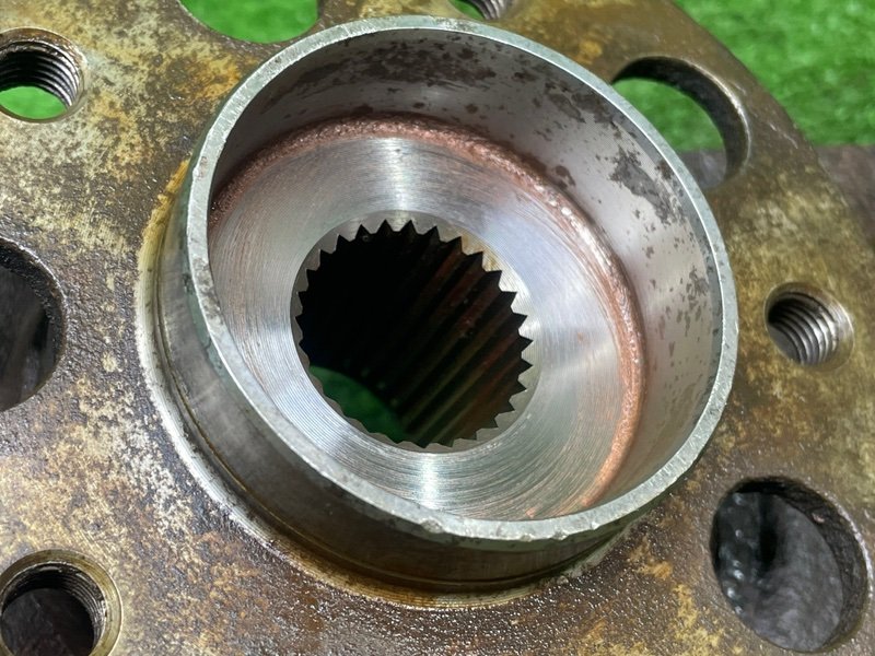 Кулак поворотный, 2000 рублей, Москва