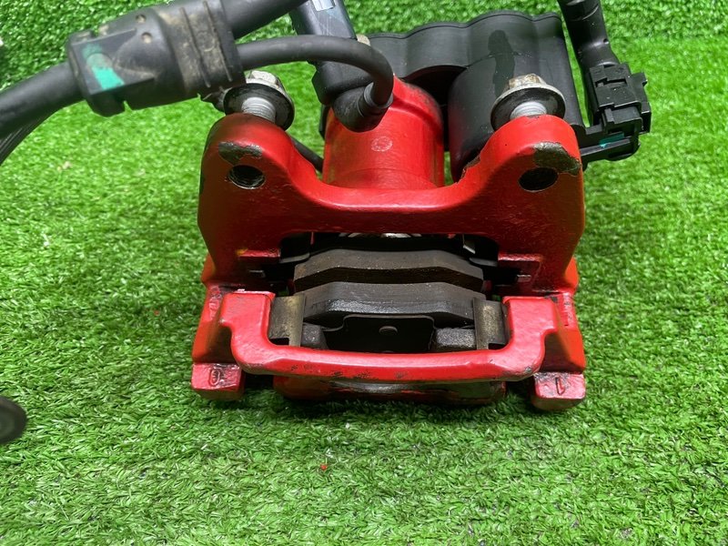 Суппорт тормозной задний правый, 10000 рублей, Москва