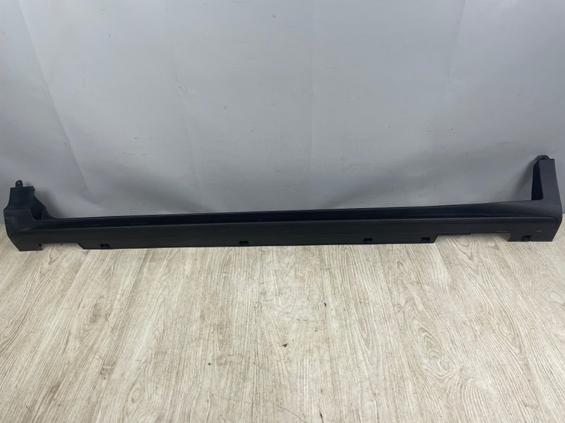 Накладка порога, 5000 рублей, Москва