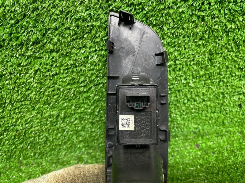 Кнопка стеклоподъемника, 1500 рублей, Москва