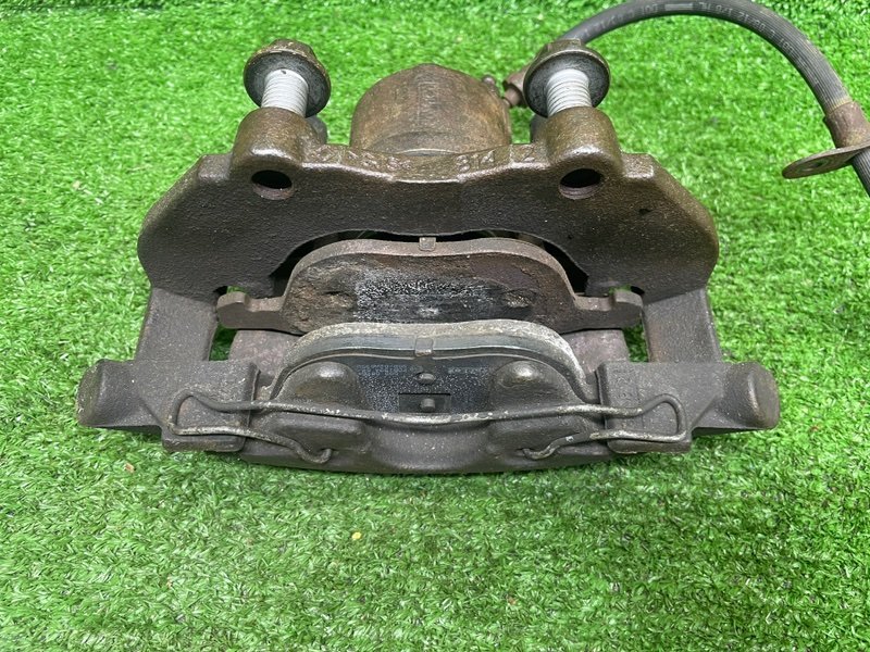 Суппорт тормозной передний правый, 1150 рублей, Москва