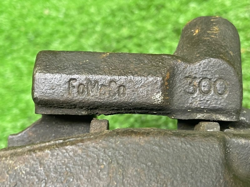 Суппорт тормозной передний правый, 1150 рублей, Москва