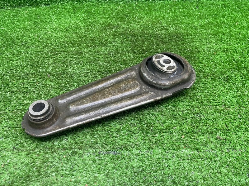 Опора двигателя, 1000 рублей, Москва