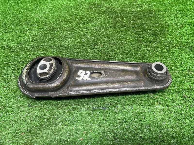 Опора двигателя, 1000 рублей, Москва