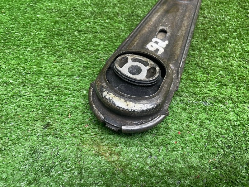 Опора двигателя, 1000 рублей, Москва