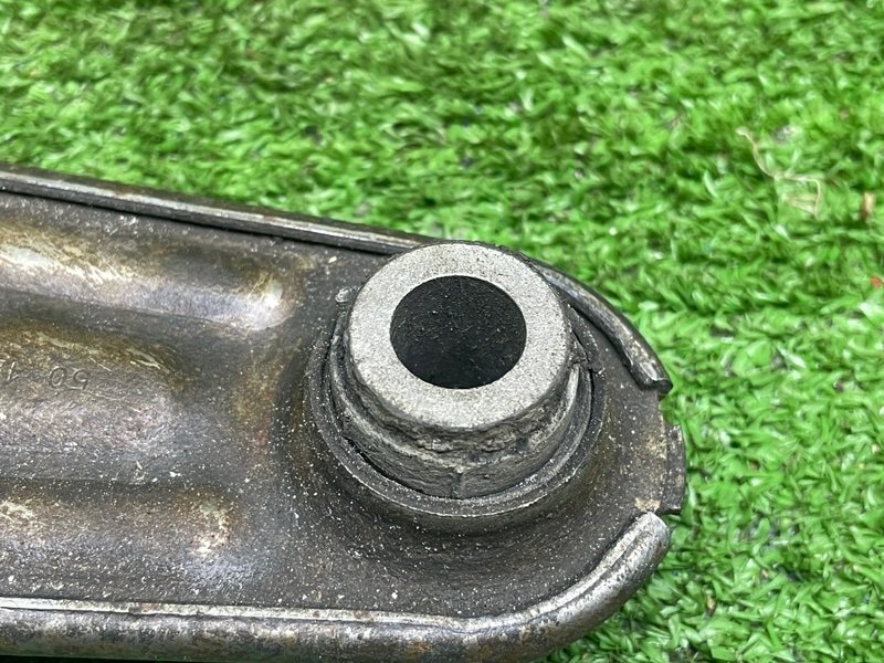 Опора двигателя, 1000 рублей, Москва